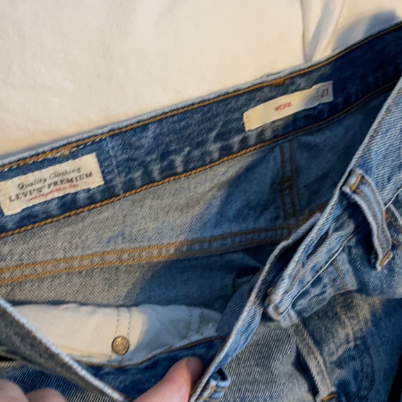Levi jeans size 27 - Picture 5 of 5